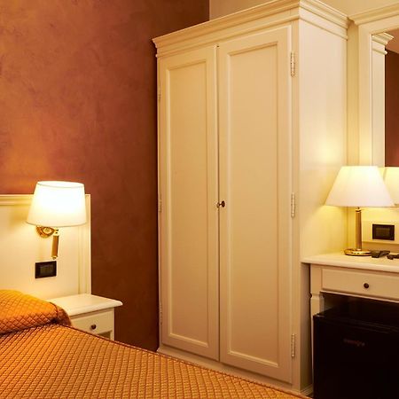 טורינו Hotel Galimberti מראה חיצוני תמונה