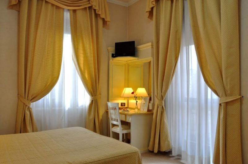 טורינו Hotel Galimberti מראה חיצוני תמונה