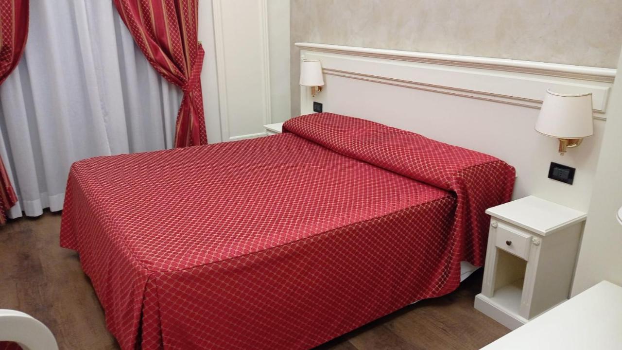 טורינו Hotel Galimberti מראה חיצוני תמונה