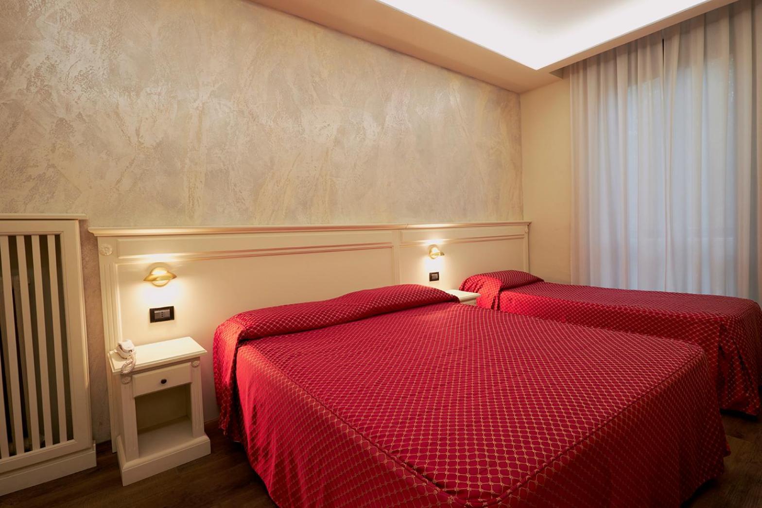 טורינו Hotel Galimberti מראה חיצוני תמונה