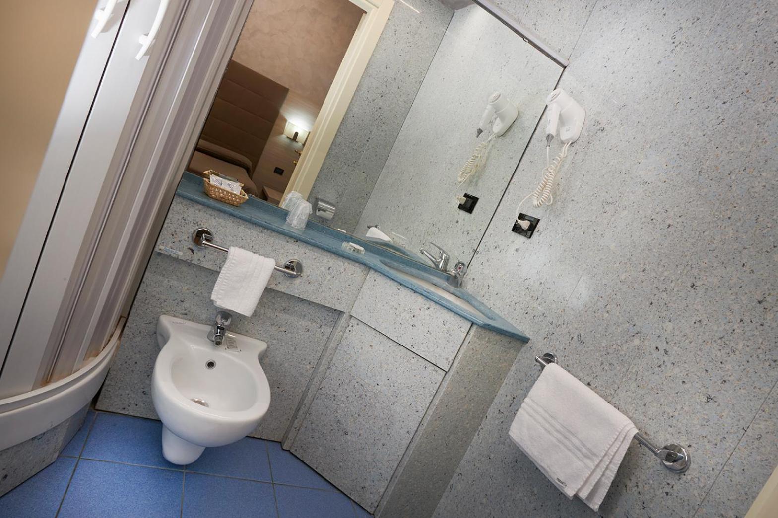 טורינו Hotel Galimberti מראה חיצוני תמונה